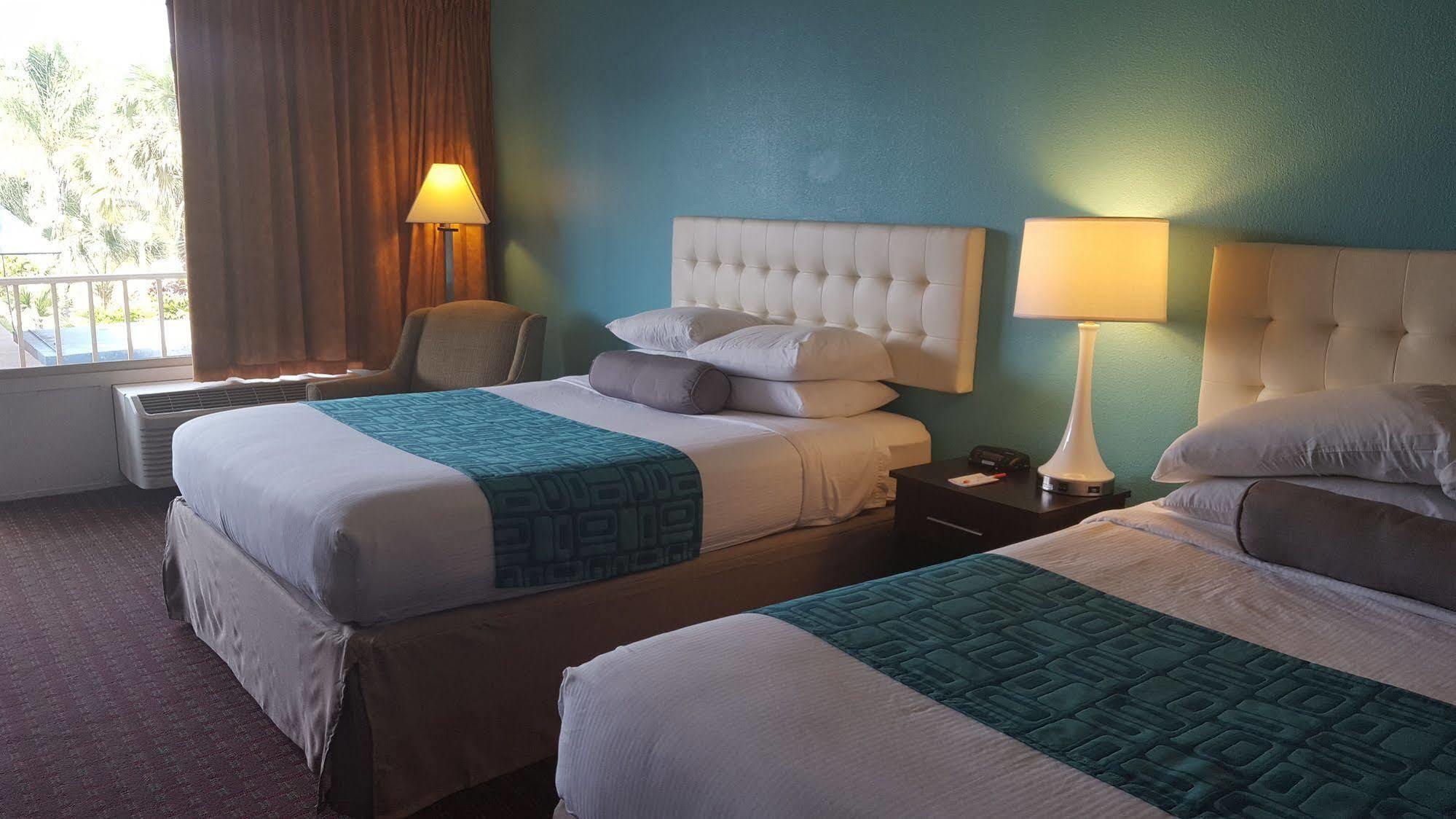 Howard Johnson By Wyndham Lakeland Ngoại thất bức ảnh
